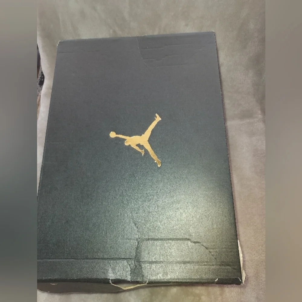 Jordan Legacy 312 Black Suede Sneakers 2019 - Picture 4 of 14